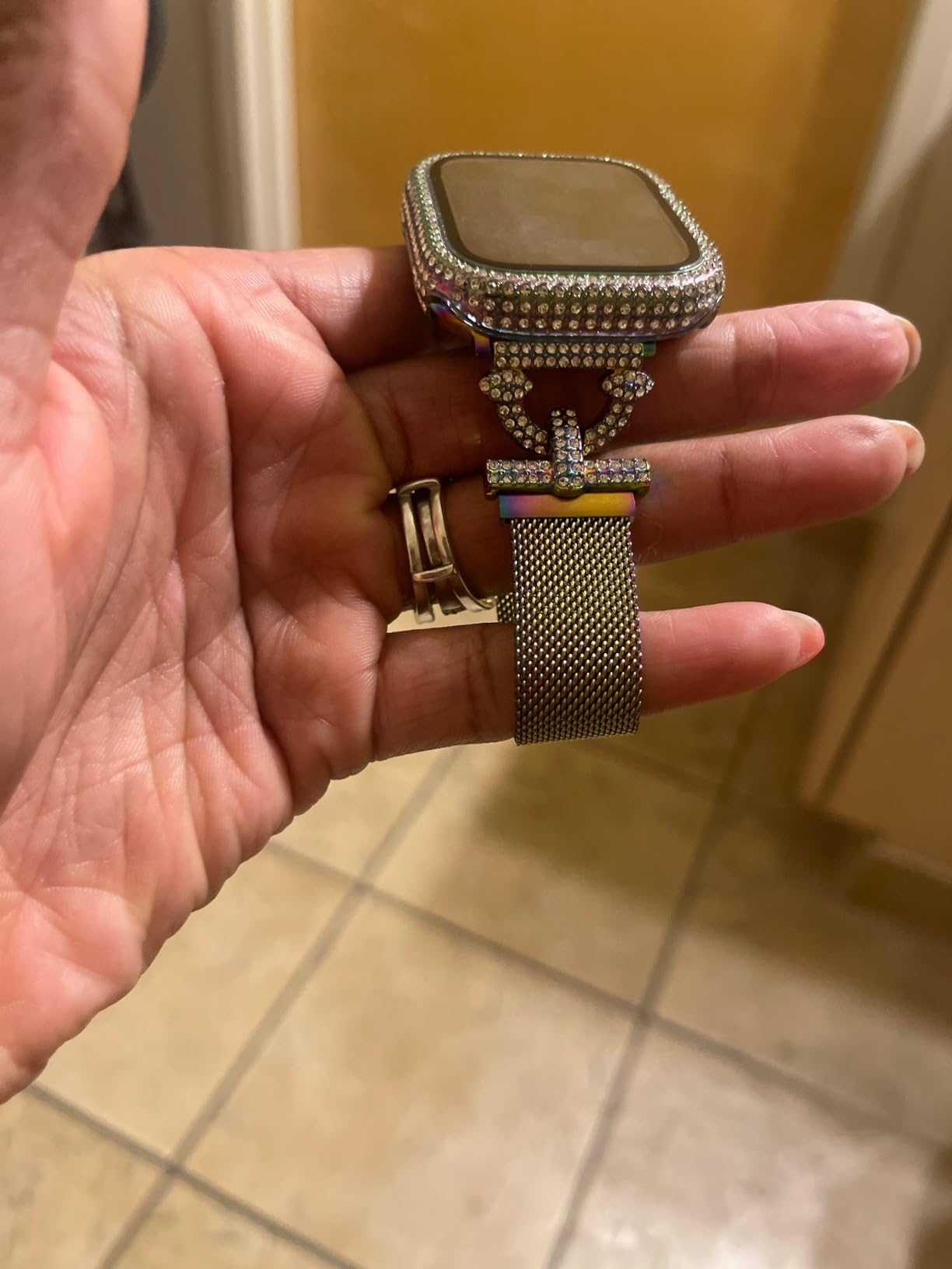 Yviora Active™ – Luxe Sport Band for Apple Watch (38mm, Gold Edition)